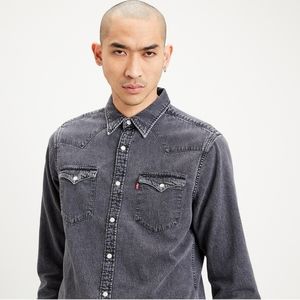 Levi's denim shirt size S